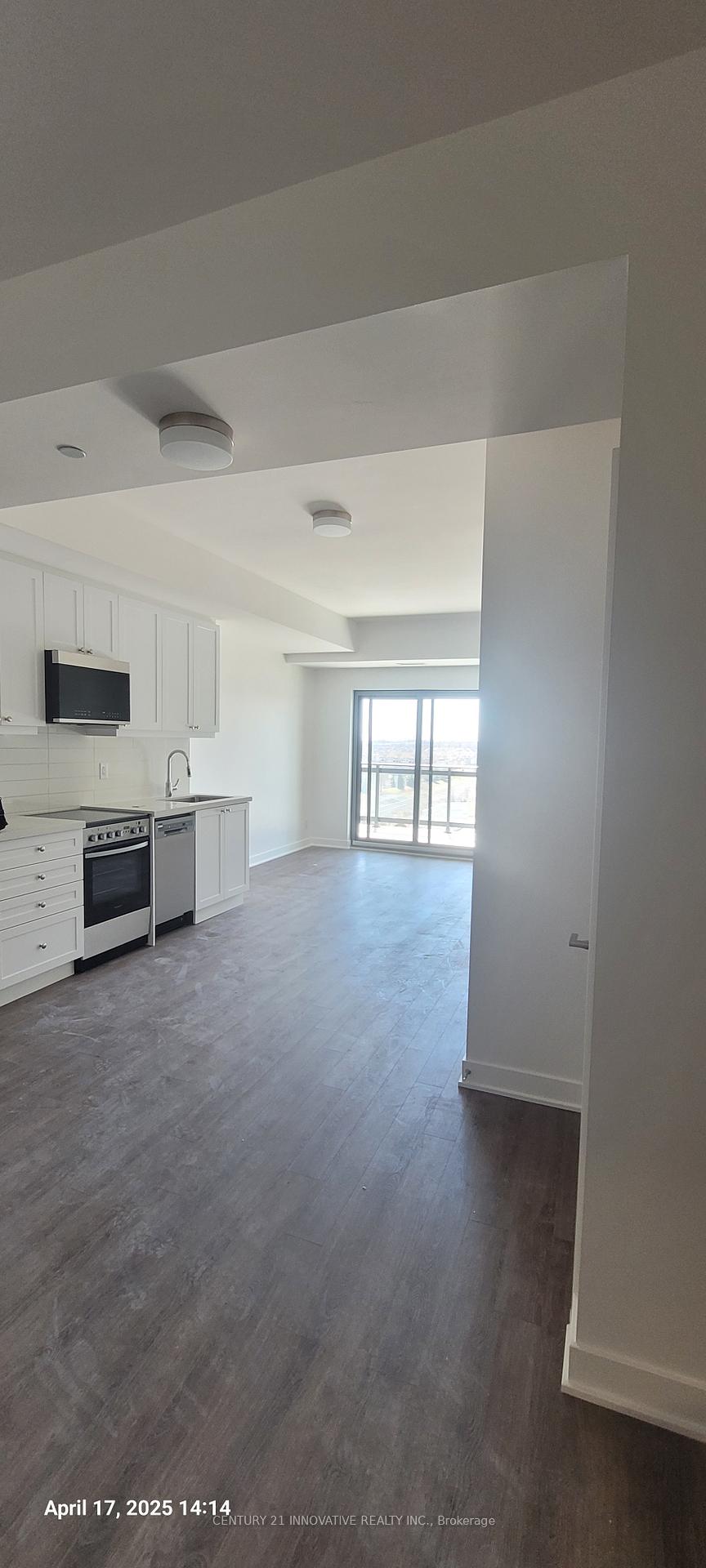 Photo 2 of Unit 812, 55 Clarington Boulevard, Clarington, Bowmanville — HOMEH