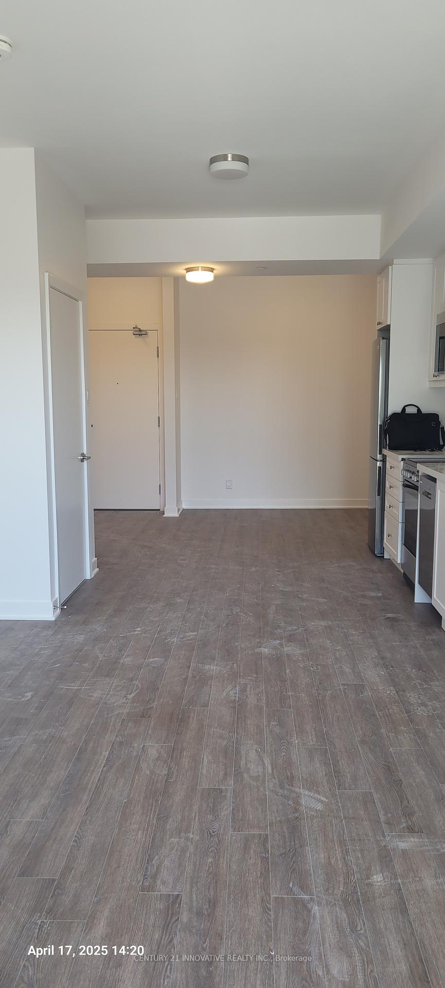 Photo 6 of Unit 812, 55 Clarington Boulevard, Clarington, Bowmanville — HOMEH