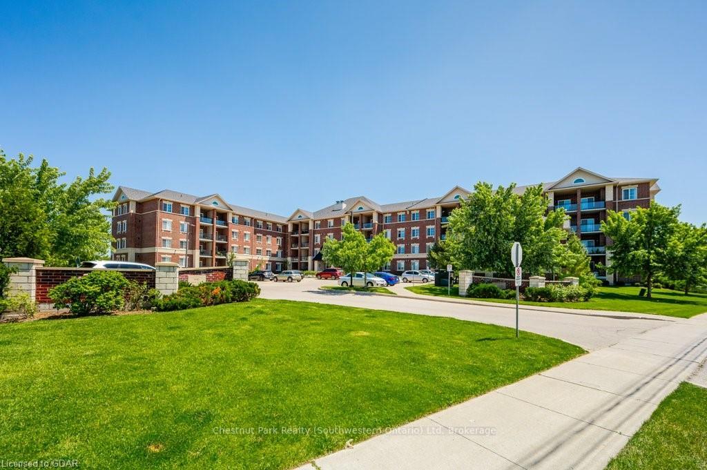 Front of Unit 423, 1440 Gordon Street
