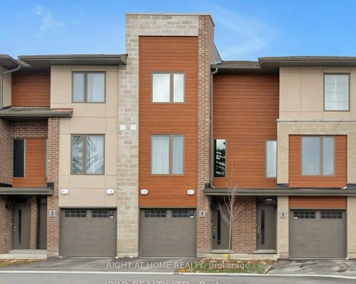 Front of Unit 4, 33 Dawson Drive