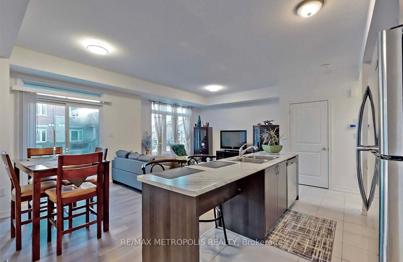 Photo 9 of Unit 39, 2568 Ladyfern Crossing, Pickering, Duffin Heights — HOMEH