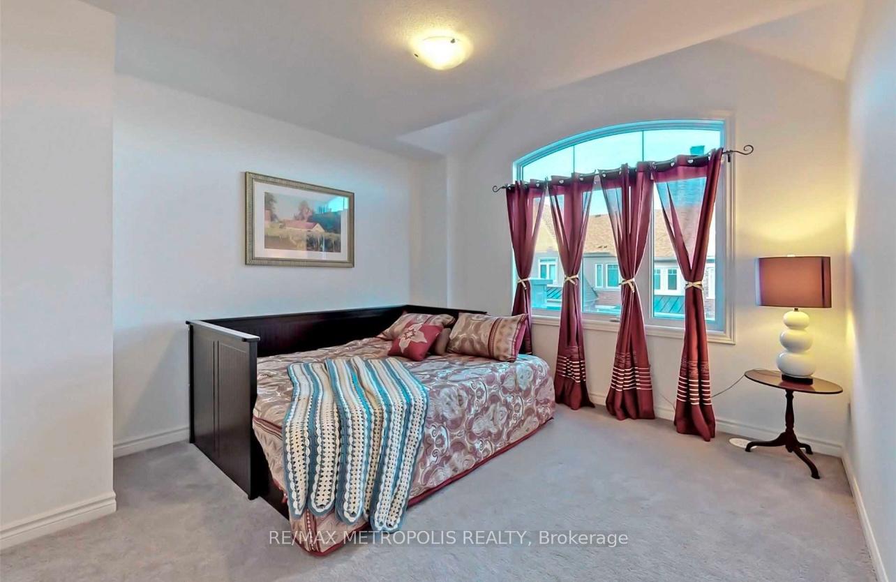 Photo 11 of Unit 39, 2568 Ladyfern Crossing, Pickering, Duffin Heights — HOMEH