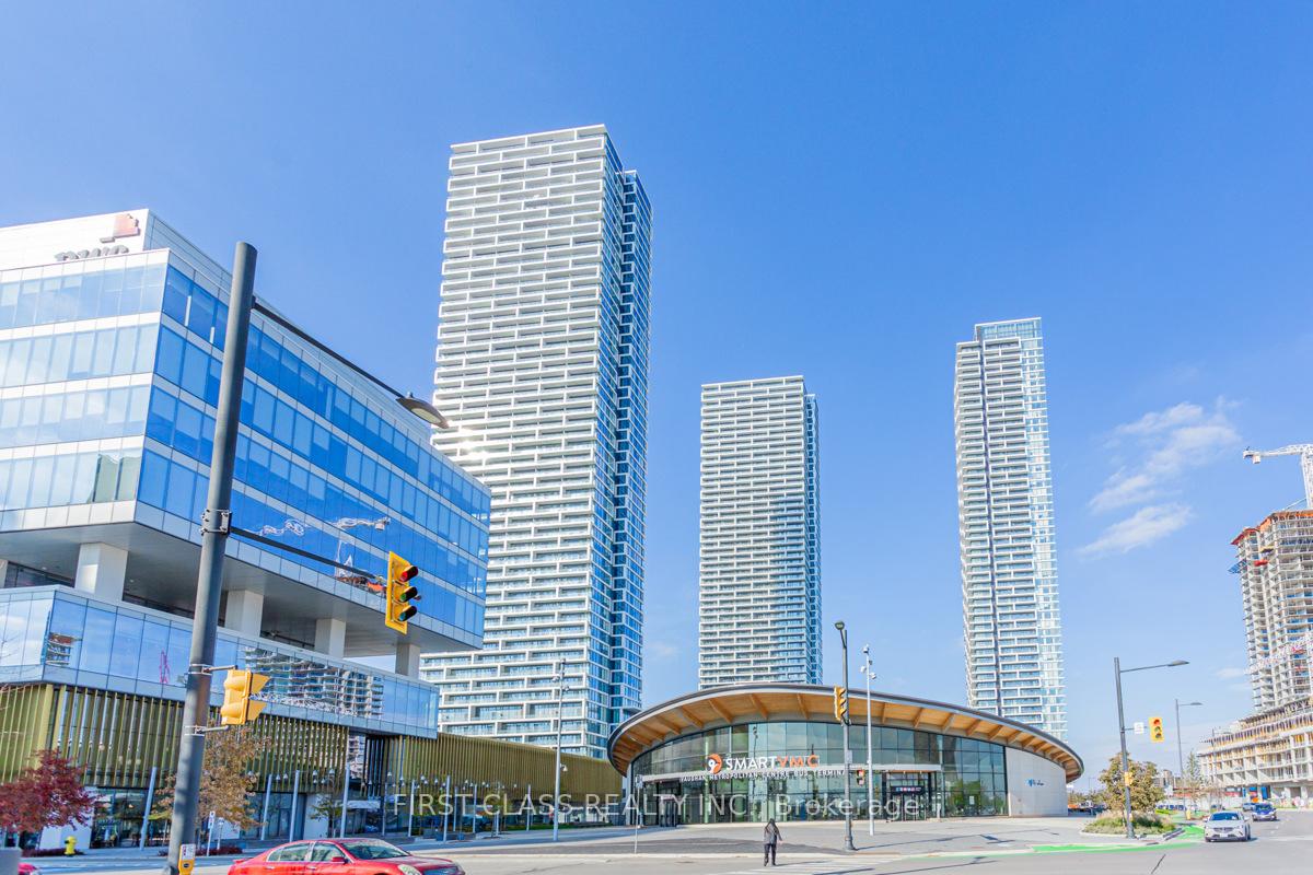 Front of Unit 1705, 898 Portage Parkway