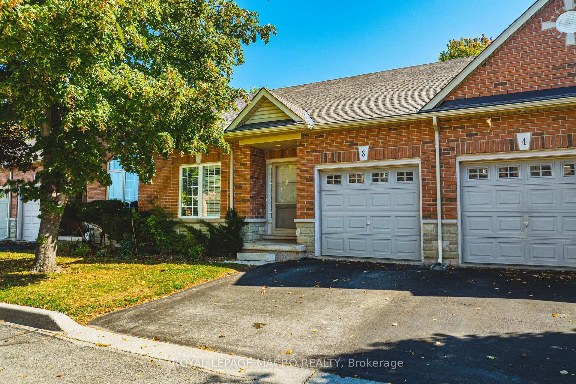 Photo 2 of Unit 3, 163 Livingston Avenue, Grimsby, Grimsby West — HOMEH