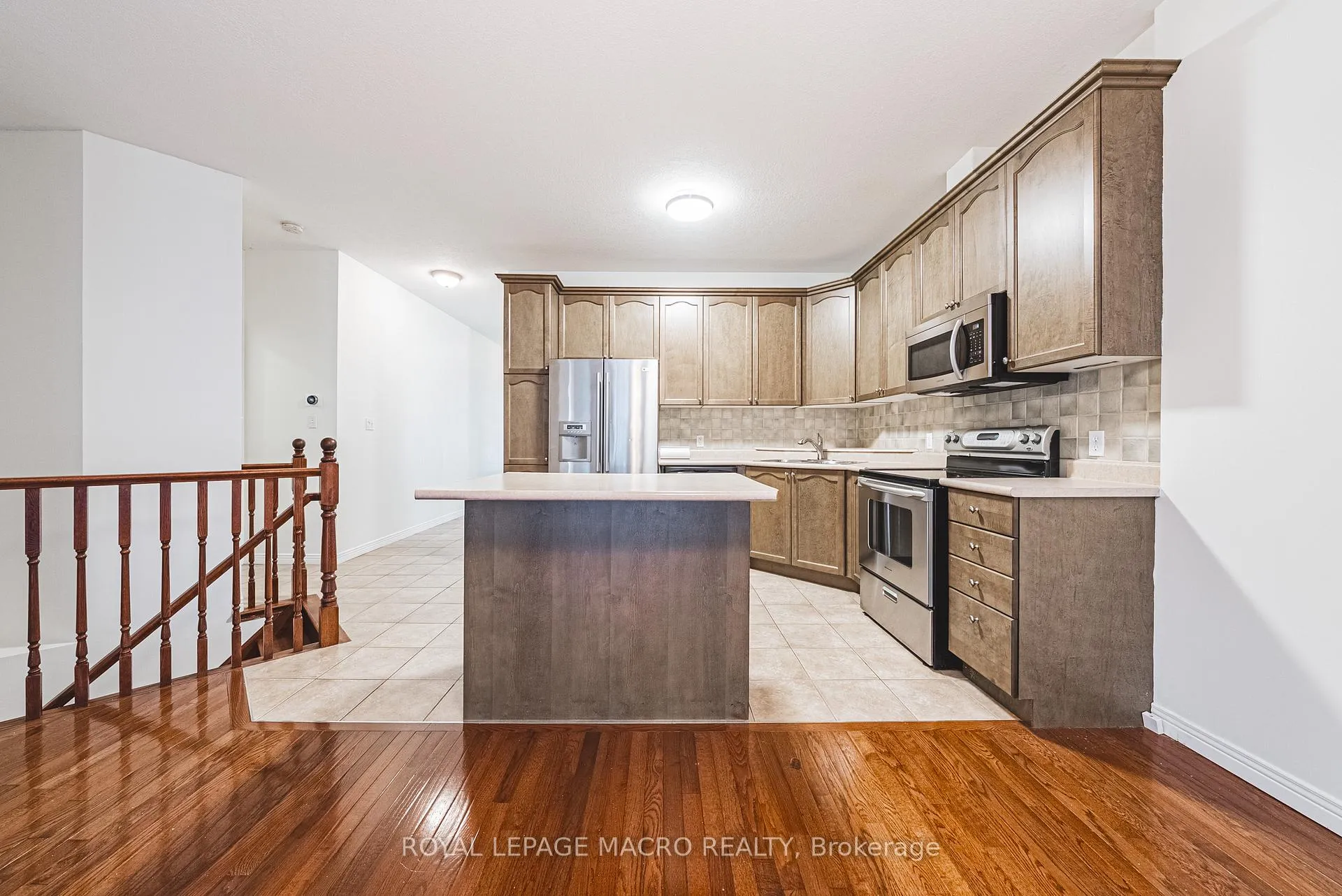 Photo 10 of Unit 3, 163 Livingston Avenue, Grimsby, Grimsby West — HOMEH