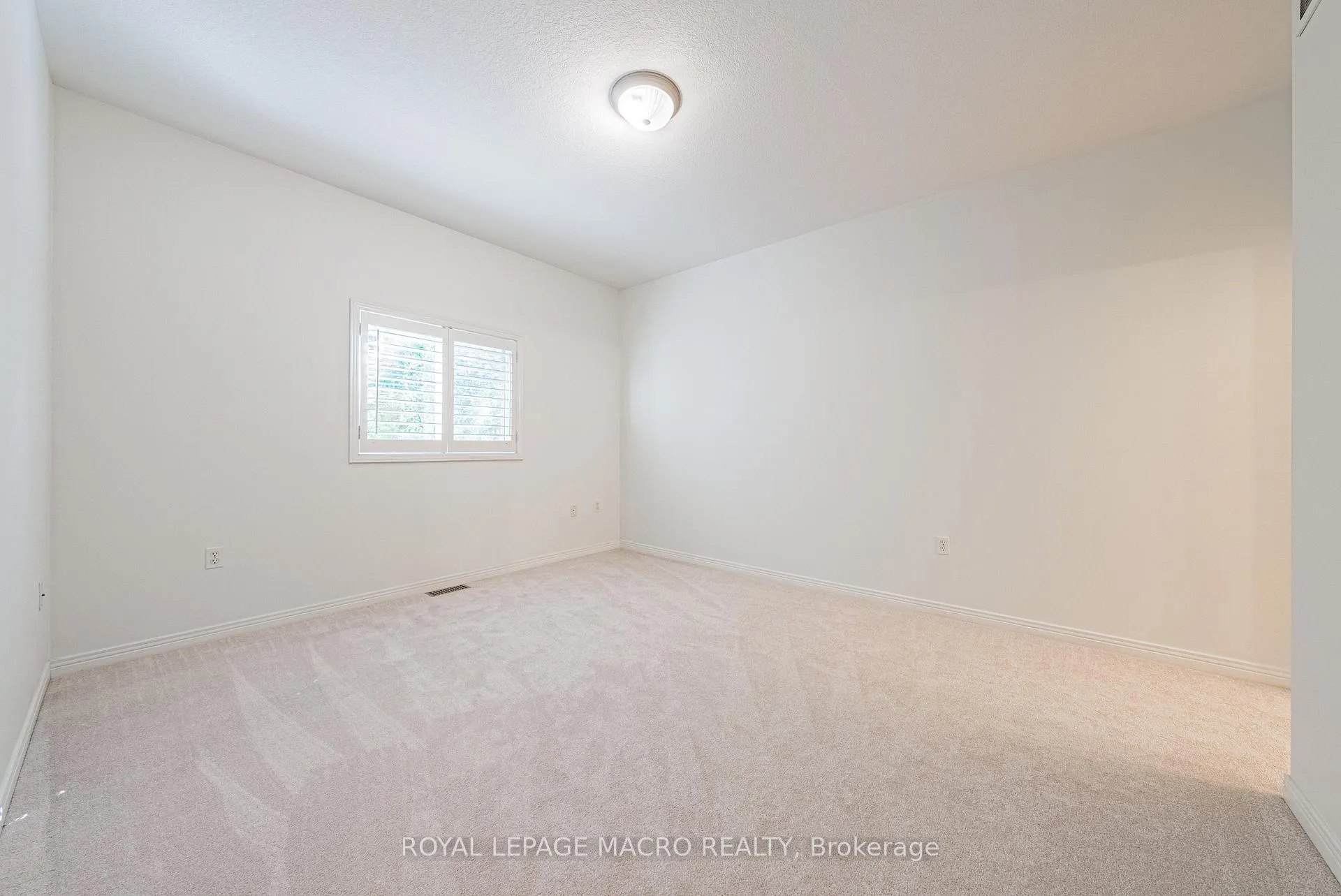 Photo 16 of Unit 3, 163 Livingston Avenue, Grimsby, Grimsby West — HOMEH