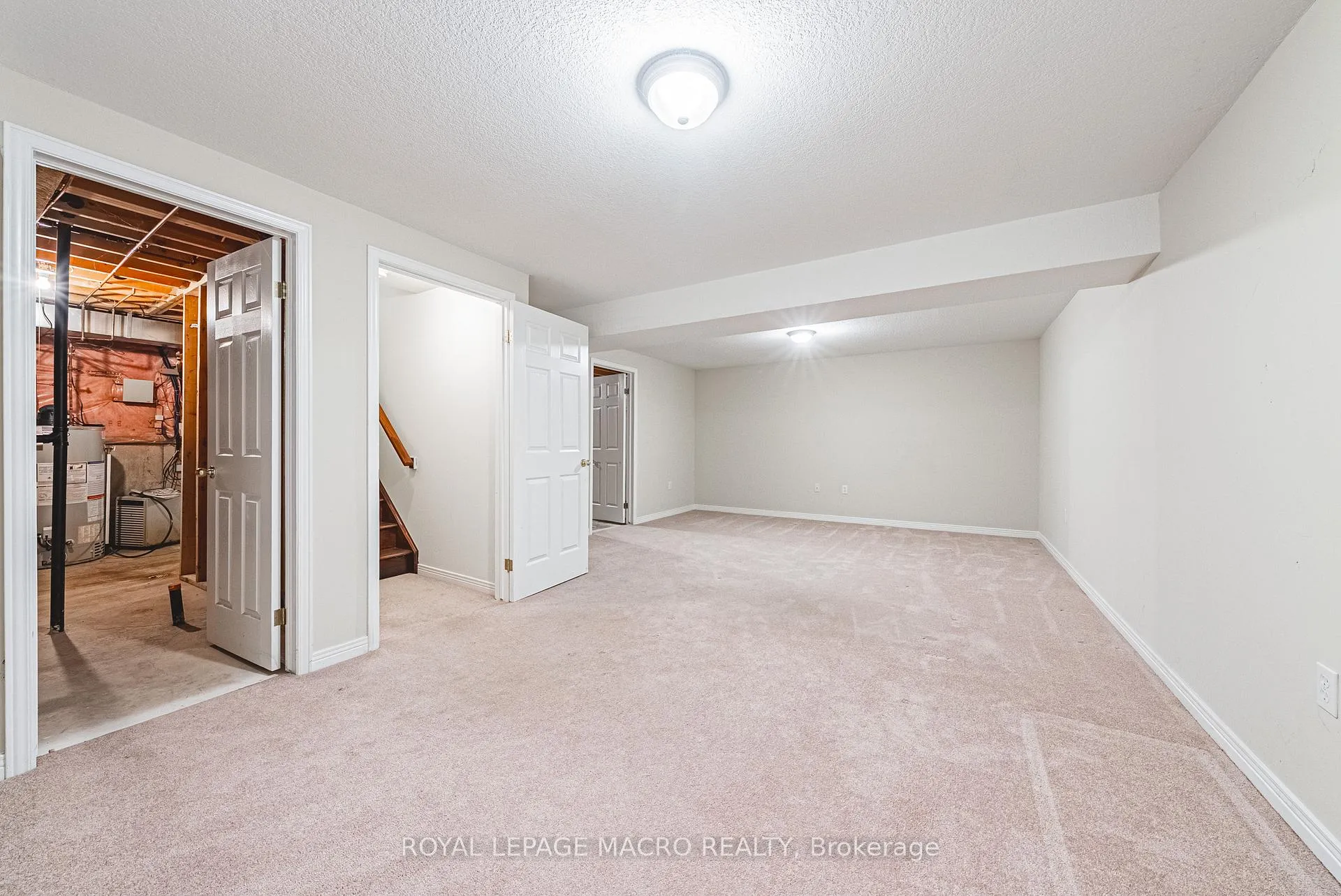 Photo 26 of Unit 3, 163 Livingston Avenue, Grimsby, Grimsby West — HOMEH
