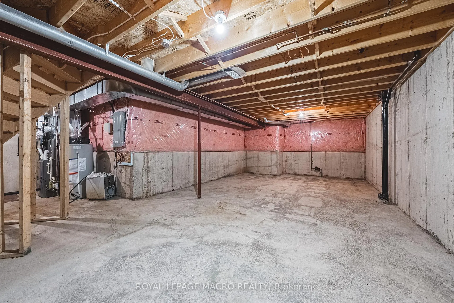 Photo 28 of Unit 3, 163 Livingston Avenue, Grimsby, Grimsby West — HOMEH