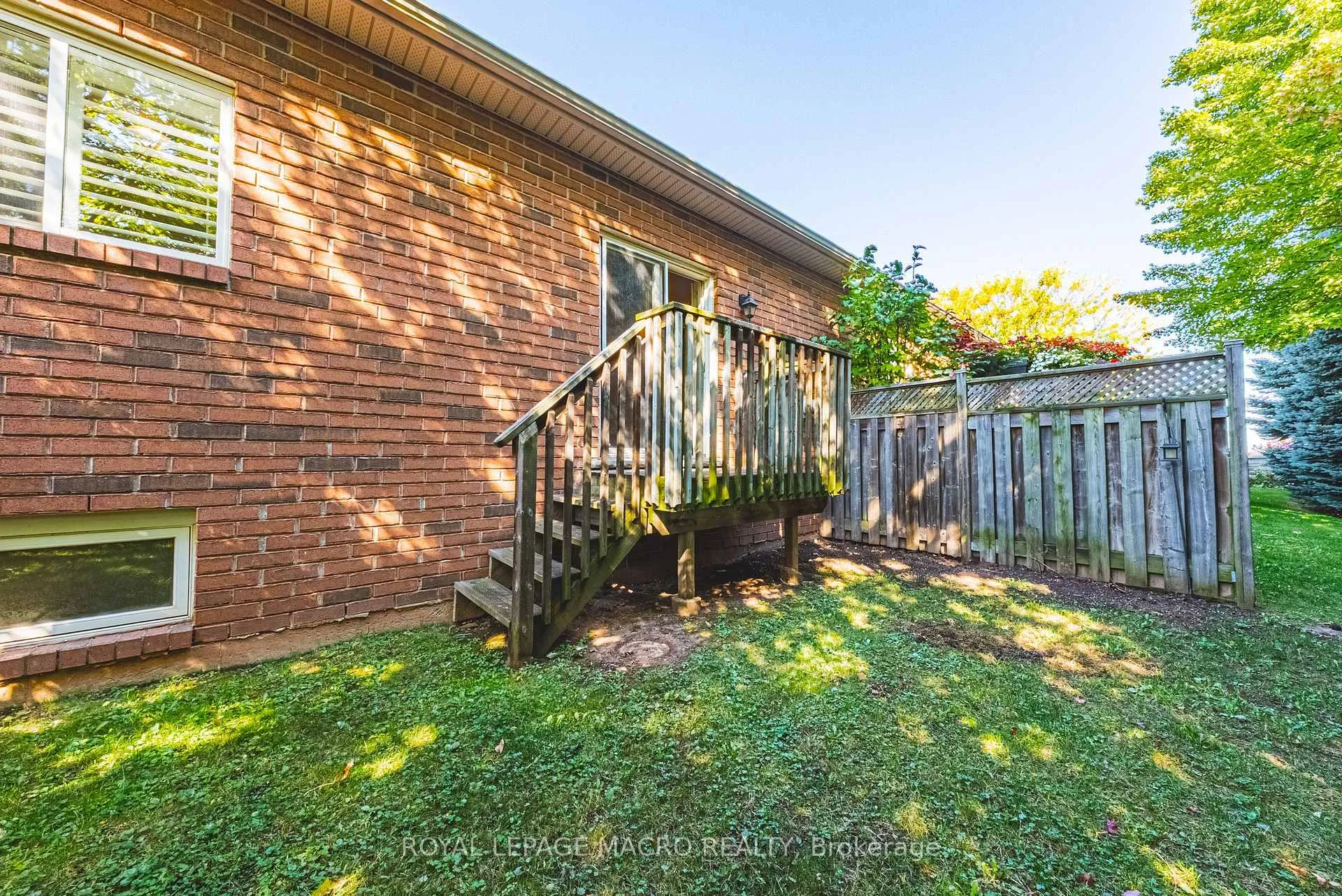 Photo 29 of Unit 3, 163 Livingston Avenue, Grimsby, Grimsby West — HOMEH