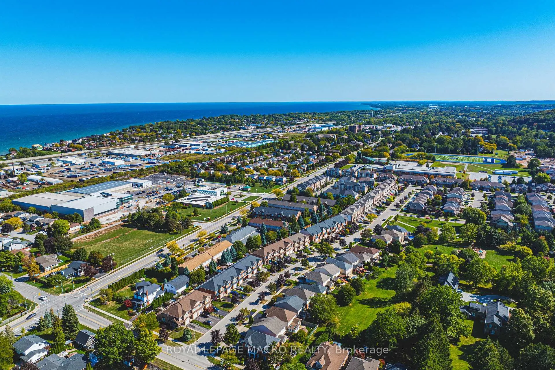 Photo 40 of Unit 3, 163 Livingston Avenue, Grimsby, Grimsby West — HOMEH