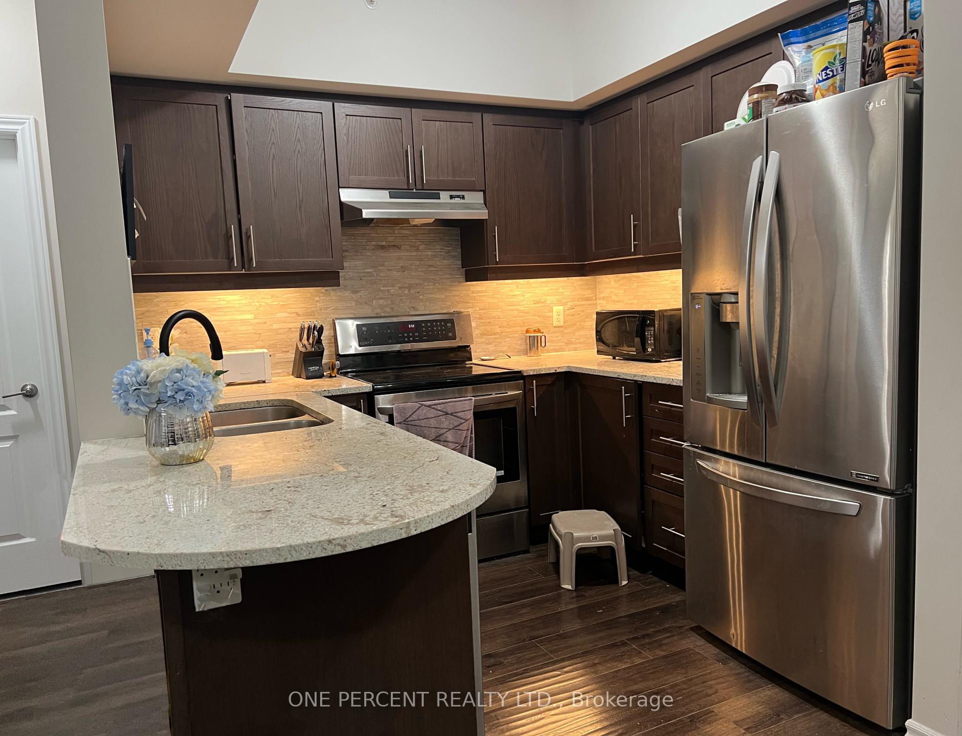 Photo 4 of Unit 409, 44 Ferndale Drive S, Barrie, Ardagh — HOMEH