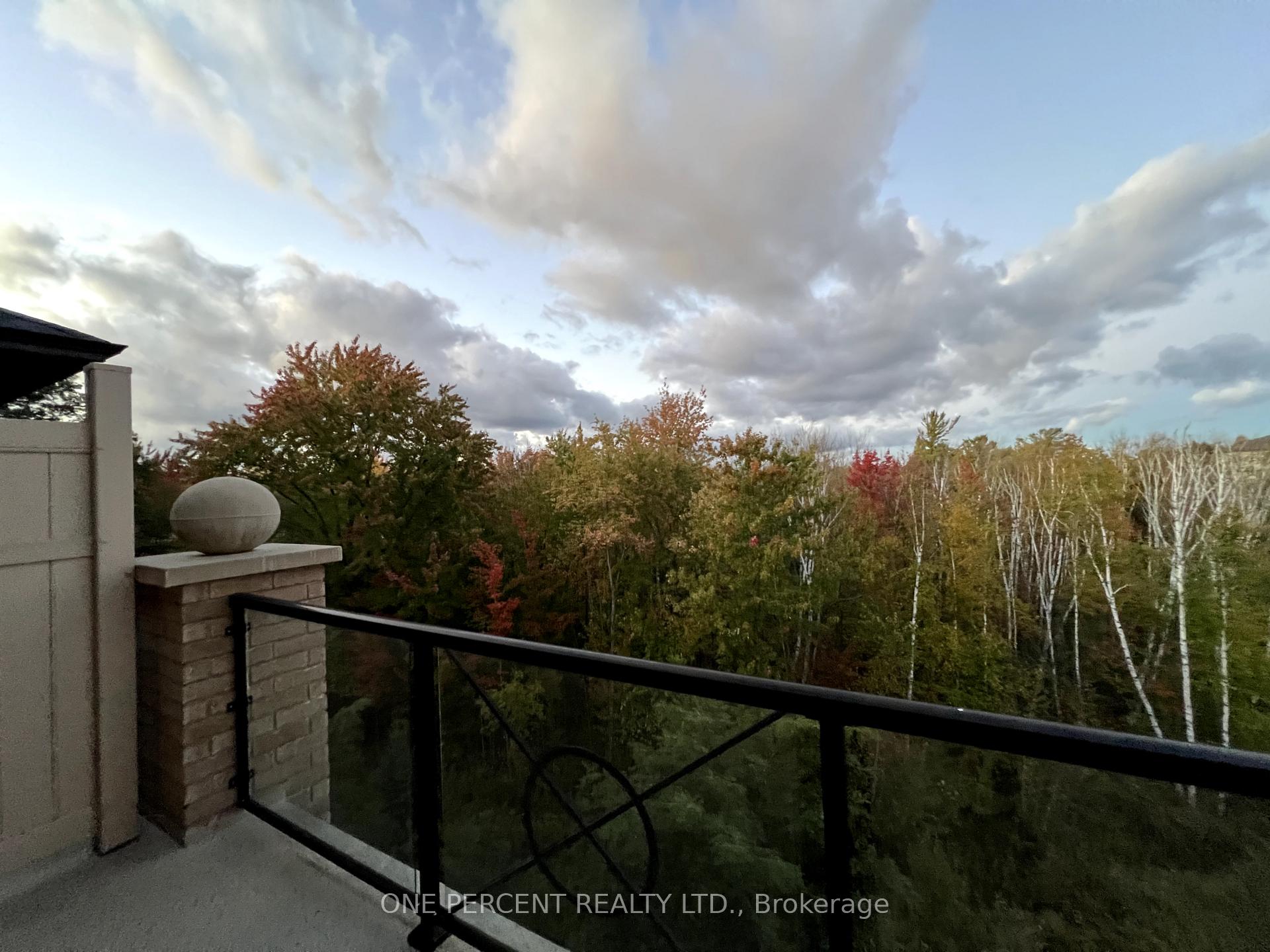 Photo 7 of Unit 409, 44 Ferndale Drive S, Barrie, Ardagh — HOMEH