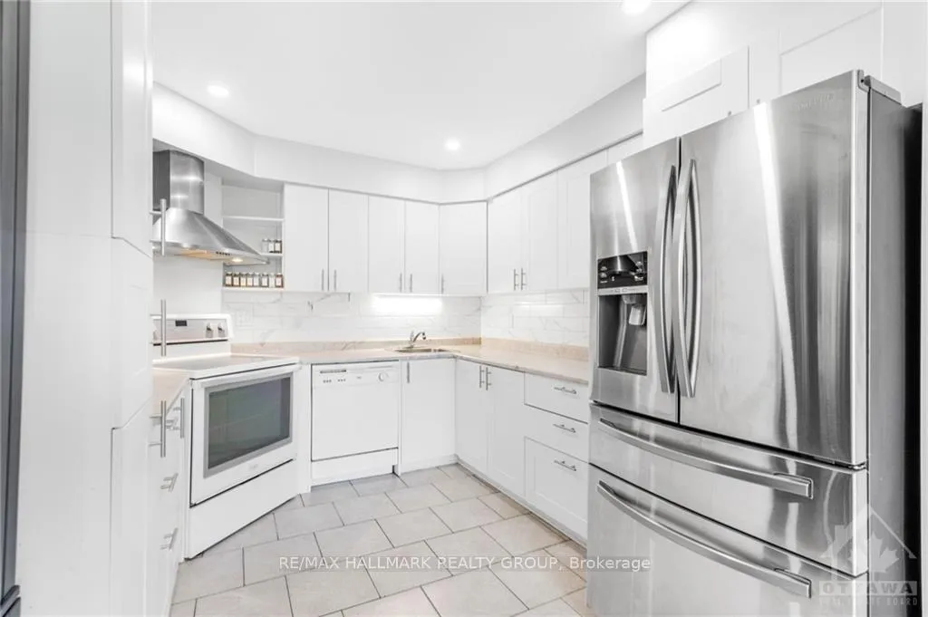 Photo 6 of Unit 78, 2939 Fairlea Crescent, Ottawa, Heron Gate/Industrial Park — HOMEH