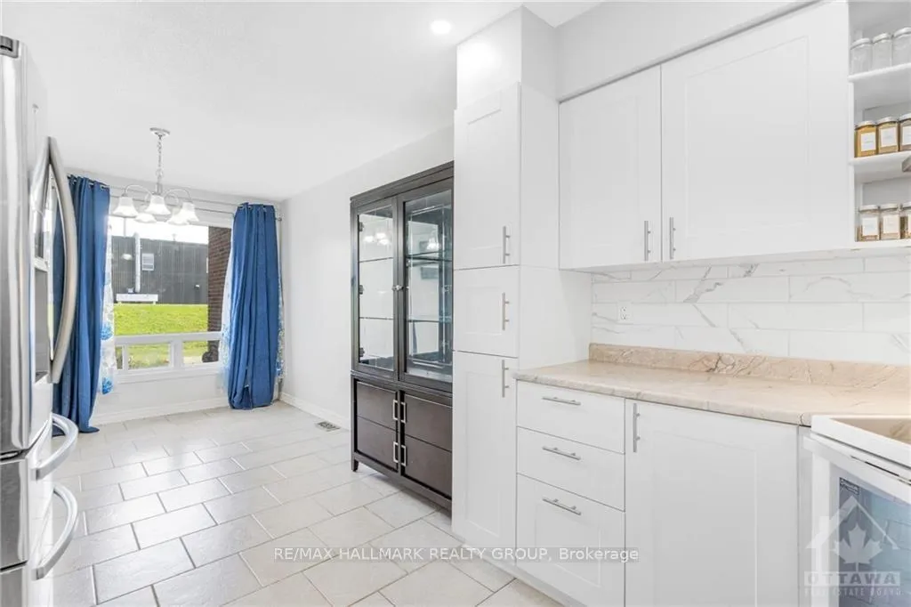 Photo 7 of Unit 78, 2939 Fairlea Crescent, Ottawa, Heron Gate/Industrial Park — HOMEH