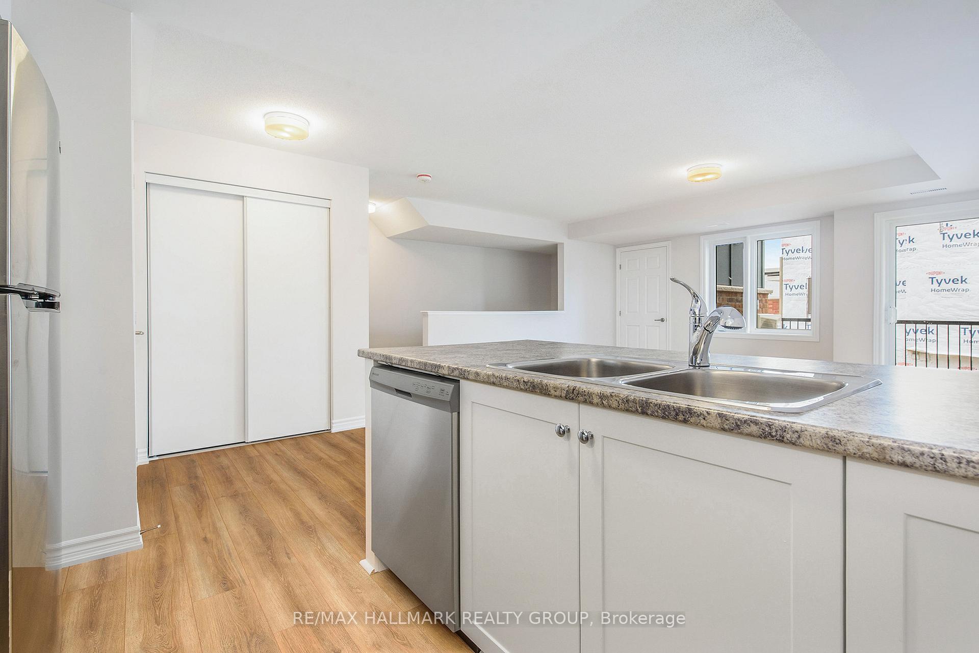 Photo 8 of Unit 137, 290 Zenith Private, Ottawa, Barrhaven - Half Moon Bay — HOMEH