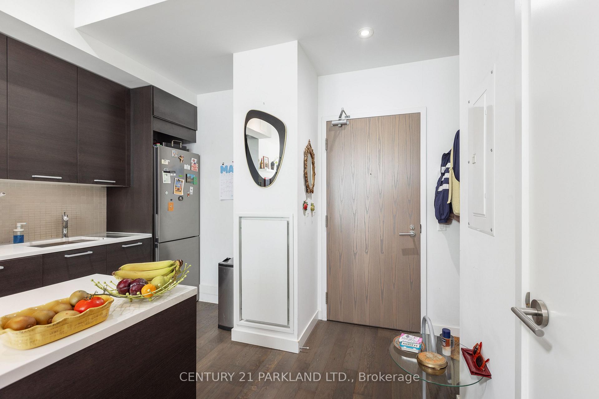 Photo 7 of Unit 720, 90 Broadview Avenue, Toronto, South Riverdale — HOMEH