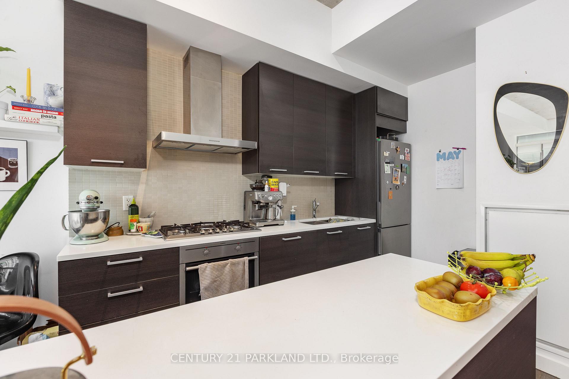 Photo 8 of Unit 720, 90 Broadview Avenue, Toronto, South Riverdale — HOMEH