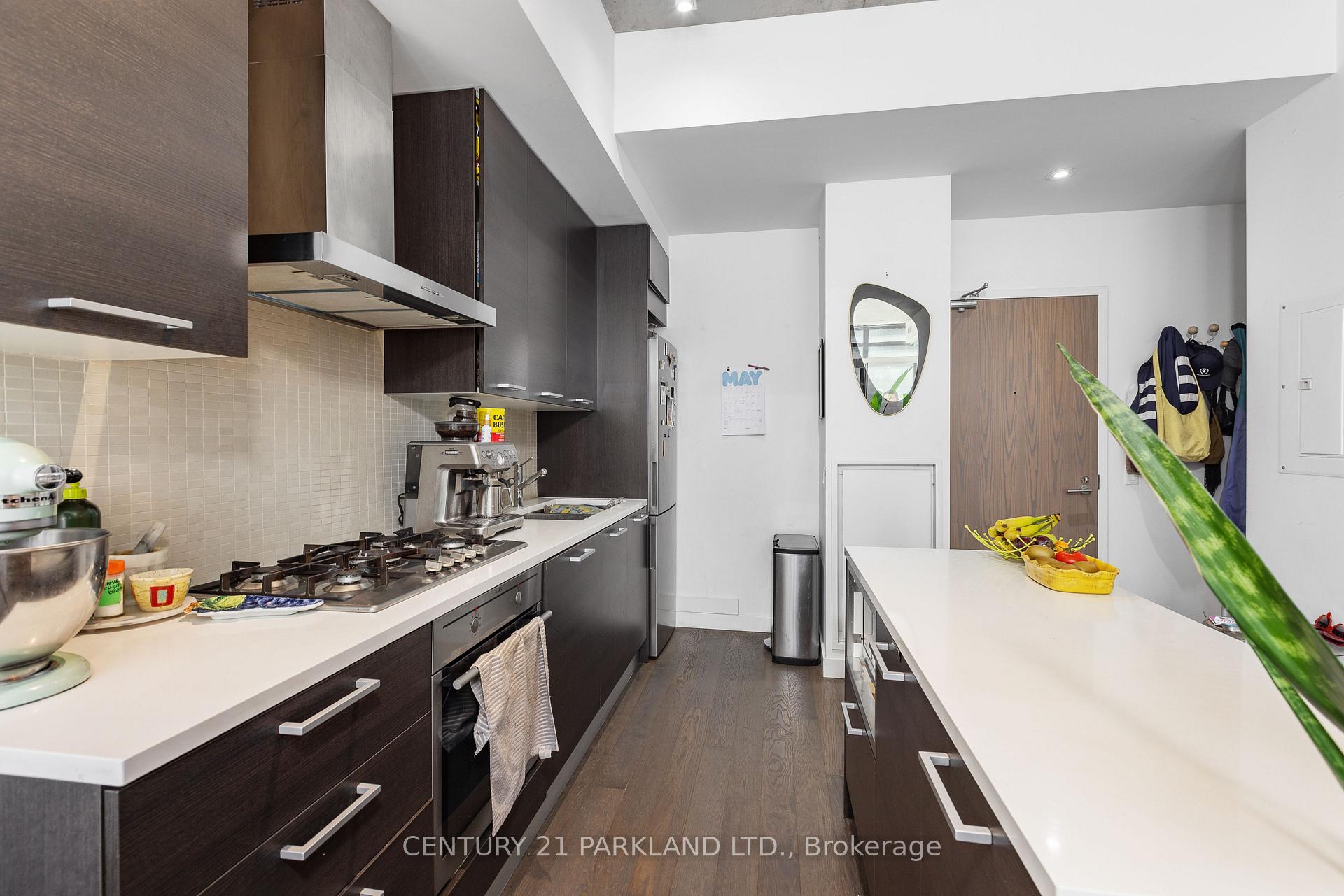 Photo 9 of Unit 720, 90 Broadview Avenue, Toronto, South Riverdale — HOMEH