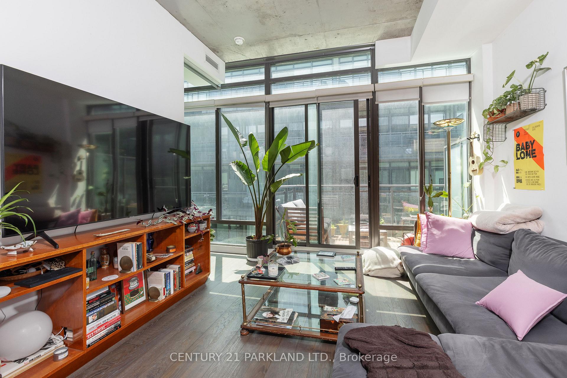 Photo 15 of Unit 720, 90 Broadview Avenue, Toronto, South Riverdale — HOMEH