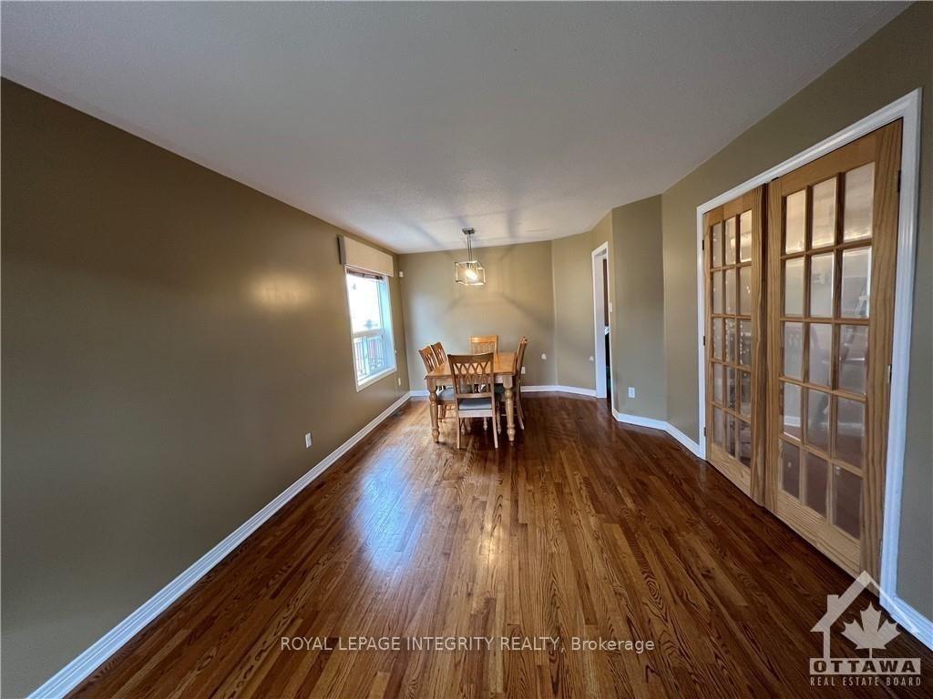 Photo 8 of 3 Armagh Way, Ottawa, Barrhaven - Longfields — HOMEH