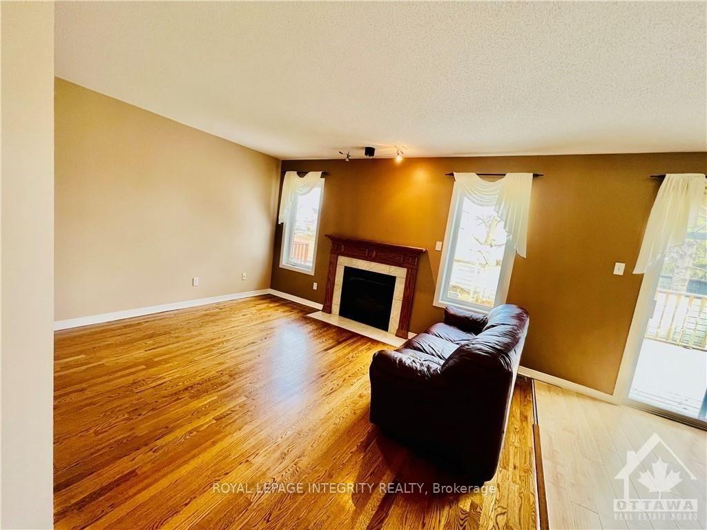 Photo 10 of 3 Armagh Way, Ottawa, Barrhaven - Longfields — HOMEH