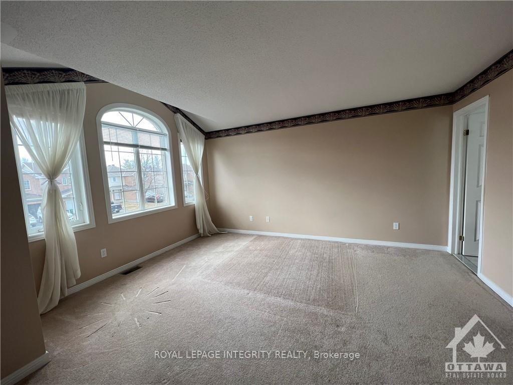 Photo 16 of 3 Armagh Way, Ottawa, Barrhaven - Longfields — HOMEH