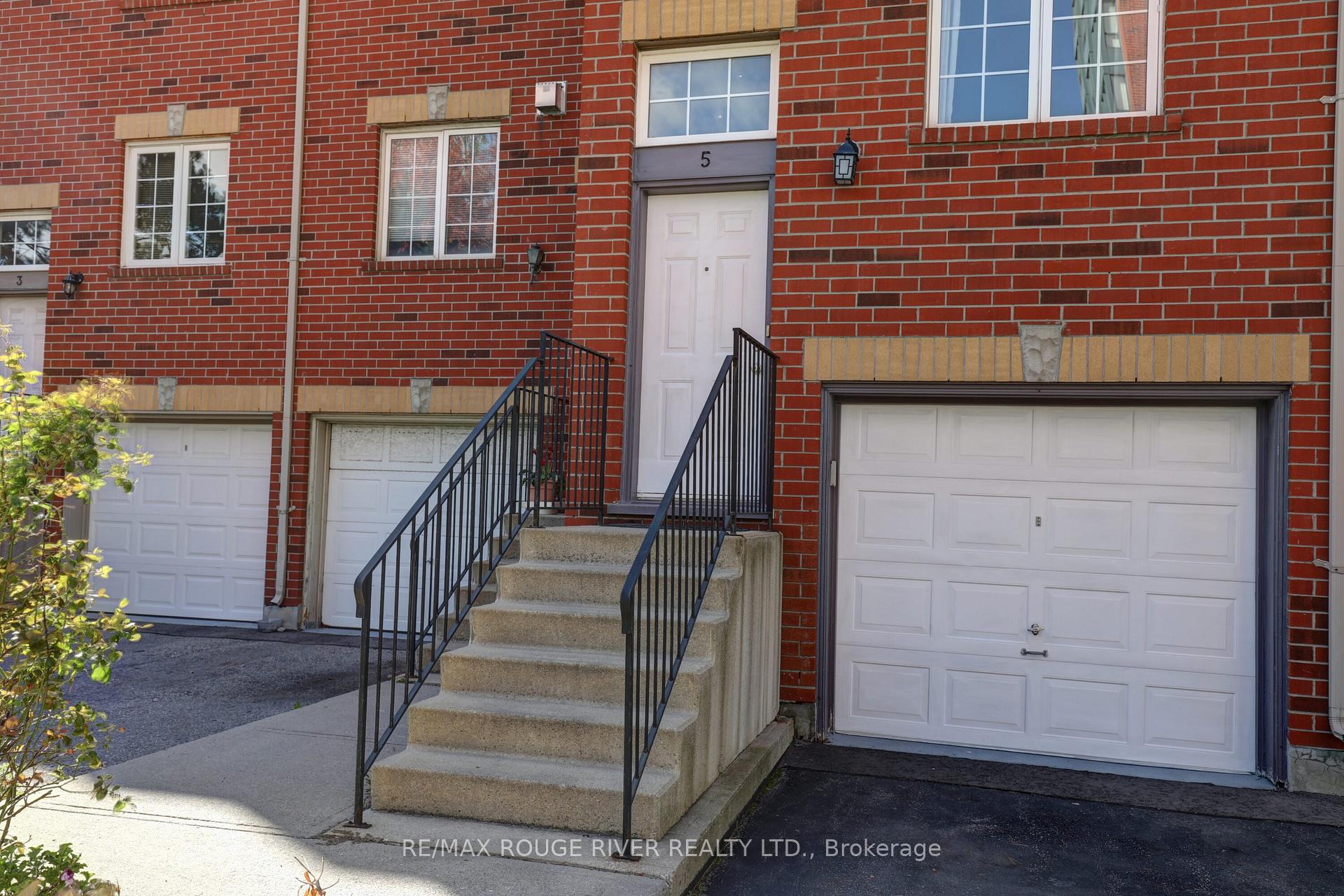 Photo 1 of Unit 5, 1623 Pickering Parkway, Pickering, Village East — HOMEH