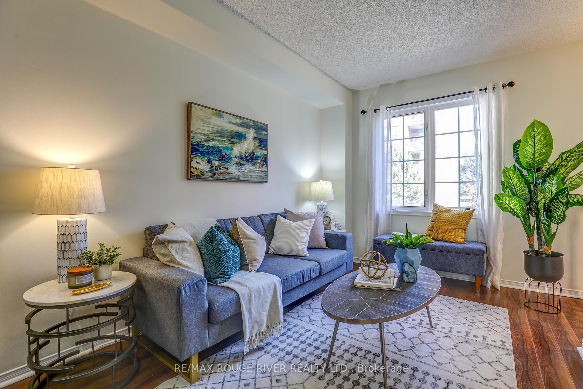 Photo 5 of Unit 5, 1623 Pickering Parkway, Pickering, Village East — HOMEH