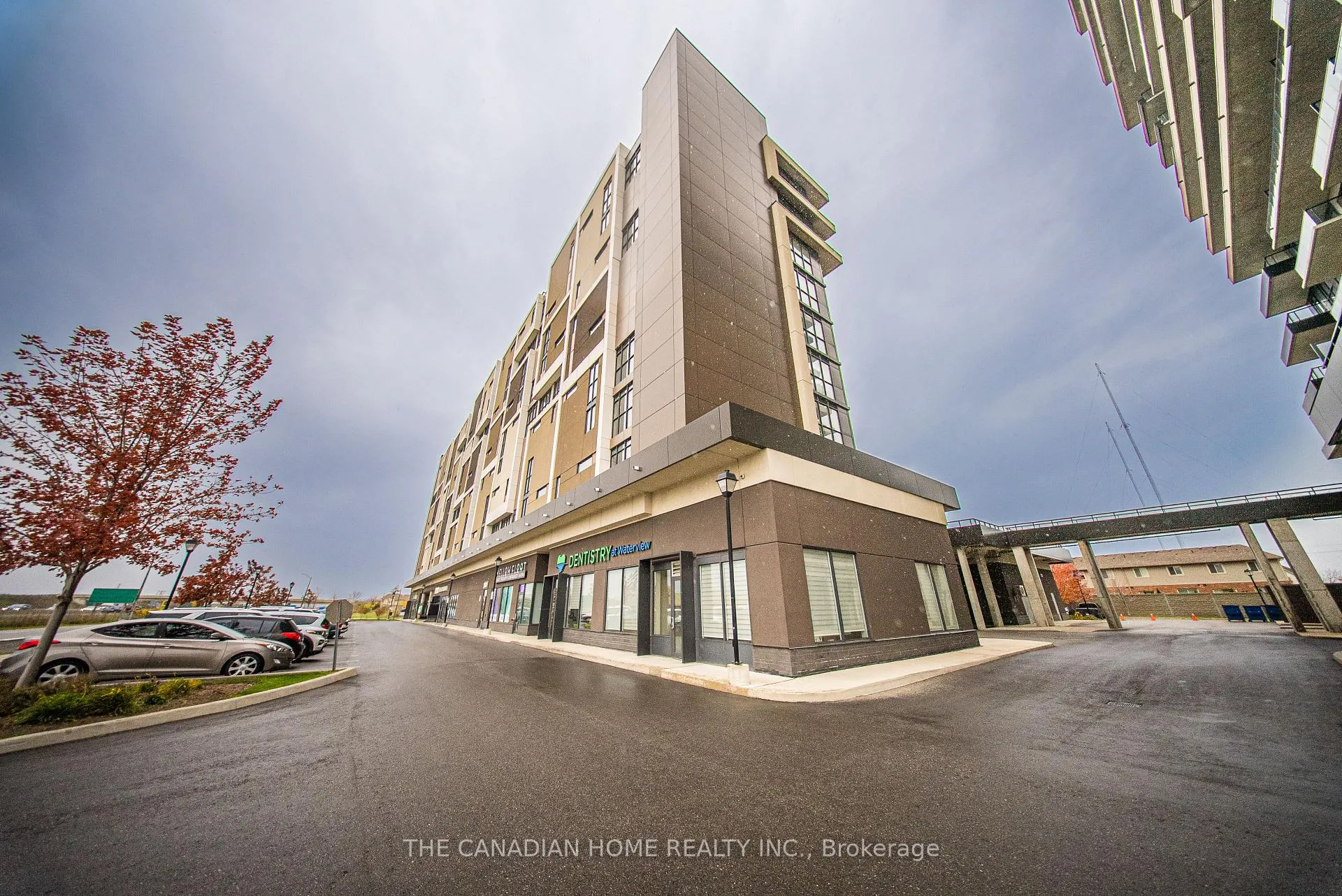 Front of Unit 707, 560 North Service Road
