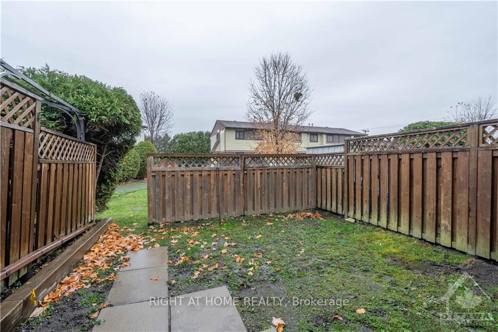 Photo 8 of Unit C, 18 Foxhill Way, Ottawa, Barrhaven - Knollsbrook — HOMEH