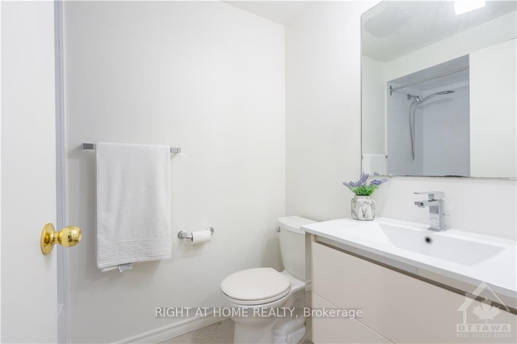 Photo 18 of Unit C, 18 Foxhill Way, Ottawa, Barrhaven - Knollsbrook — HOMEH