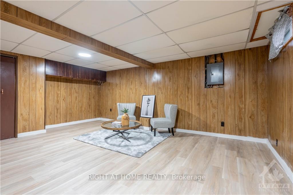 Photo 19 of Unit C, 18 Foxhill Way, Ottawa, Barrhaven - Knollsbrook — HOMEH