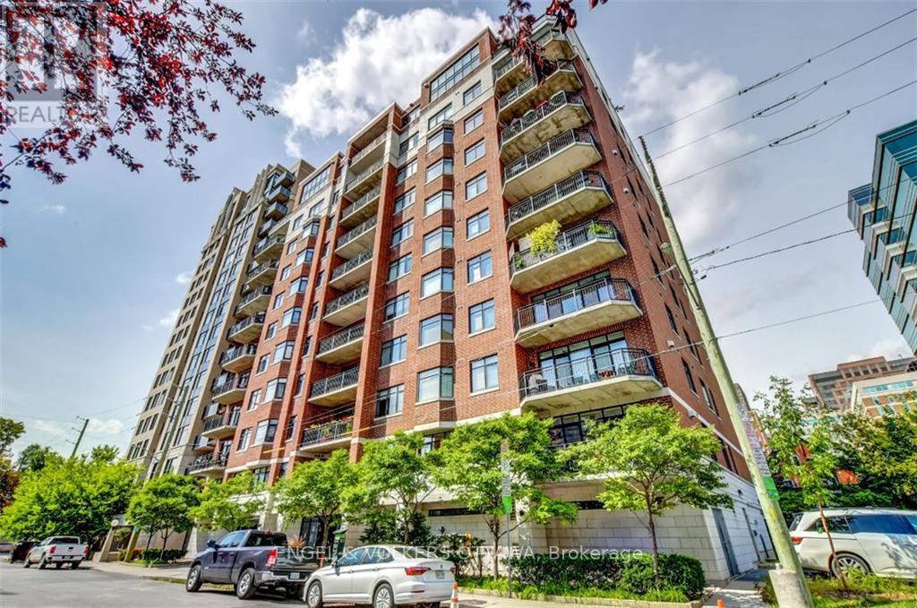 Front of Unit 606, 375 Lisgar Street