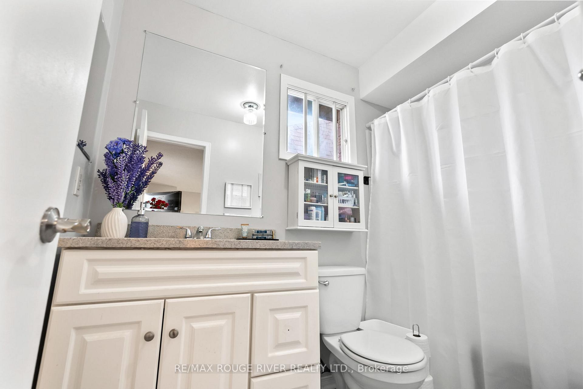 Photo 31 of 31 Sharp Crescent, Ajax, Central — HOMEH