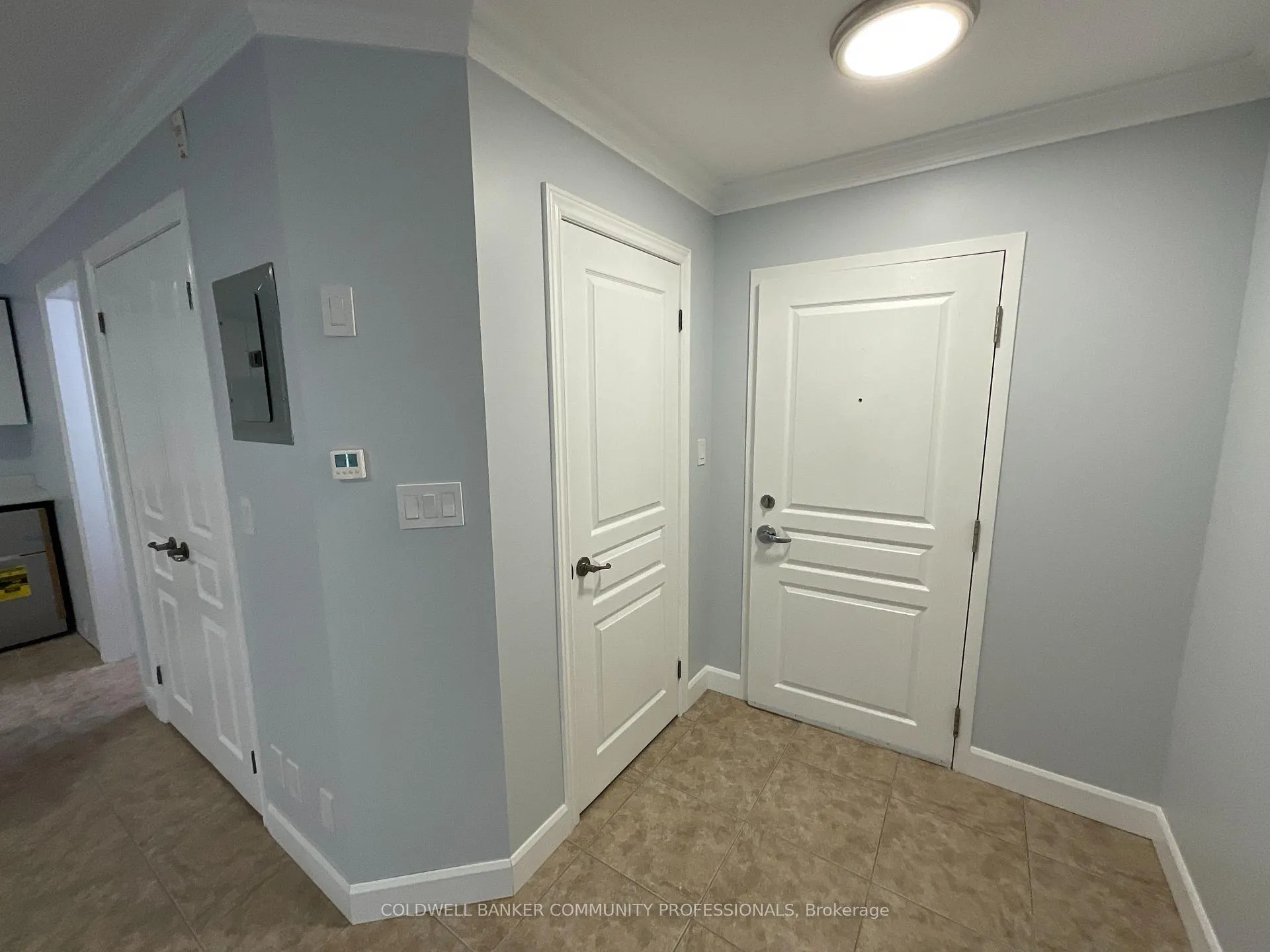 Photo 3 of Unit 108, 1212 Fennell Avenue E, Hamilton, Huntington — HOMEH