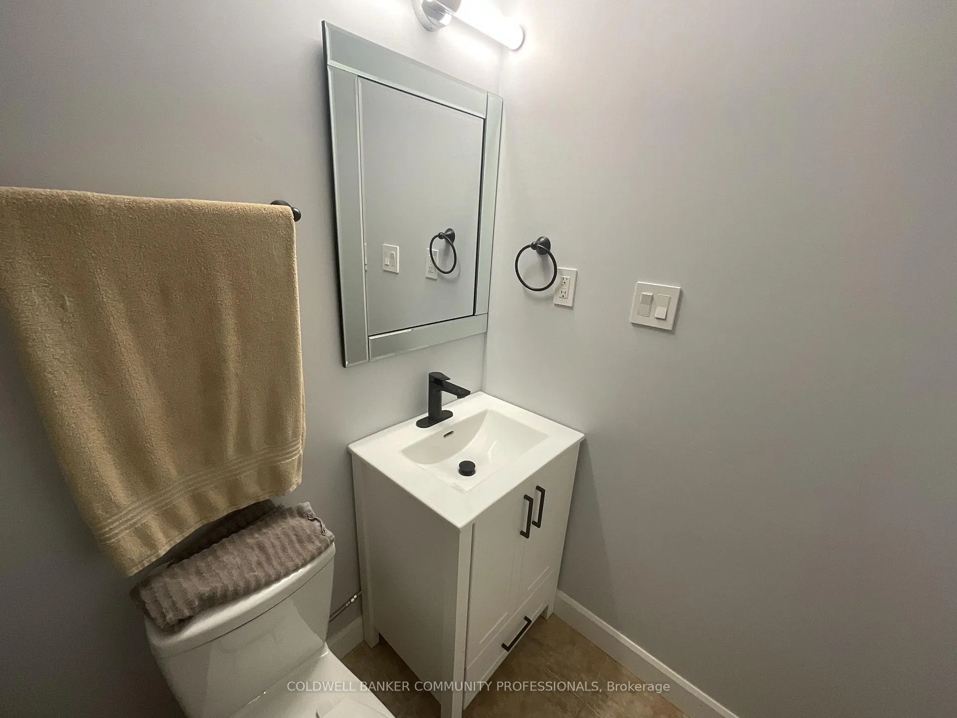 Photo 12 of Unit 108, 1212 Fennell Avenue E, Hamilton, Huntington — HOMEH