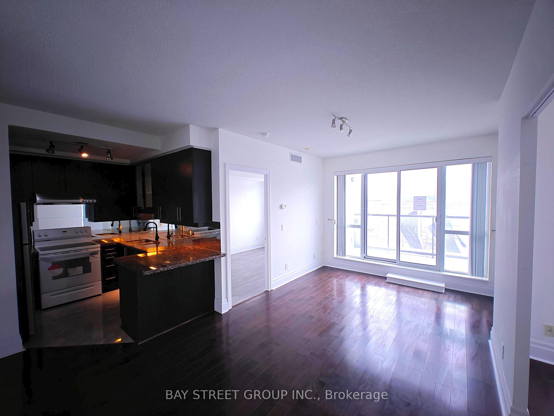 Photo 5 of Unit 416, 39 Upper Duke Crescent, Markham, Unionville — HOMEH