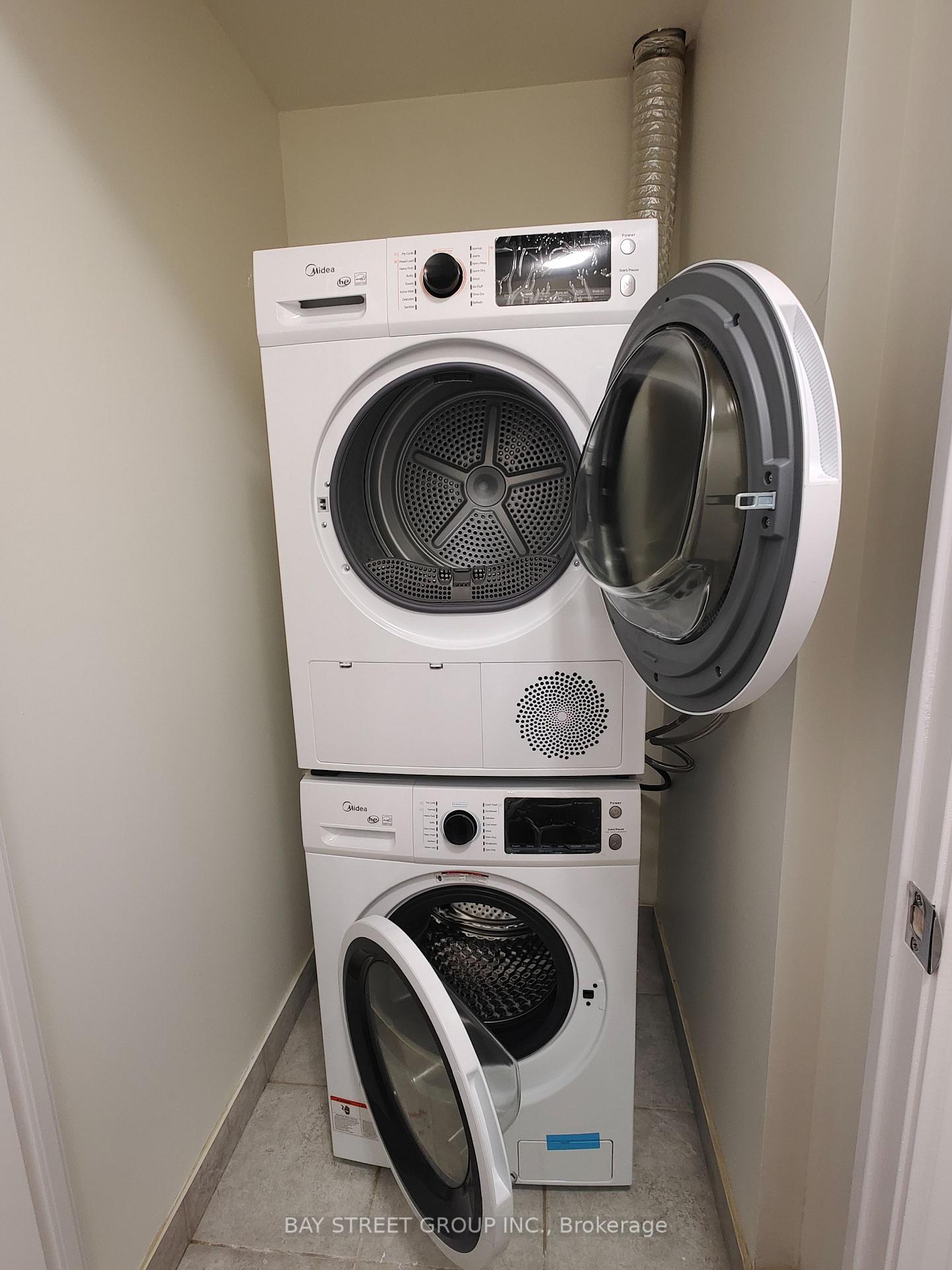 Photo 11 of Unit 416, 39 Upper Duke Crescent, Markham, Unionville — HOMEH
