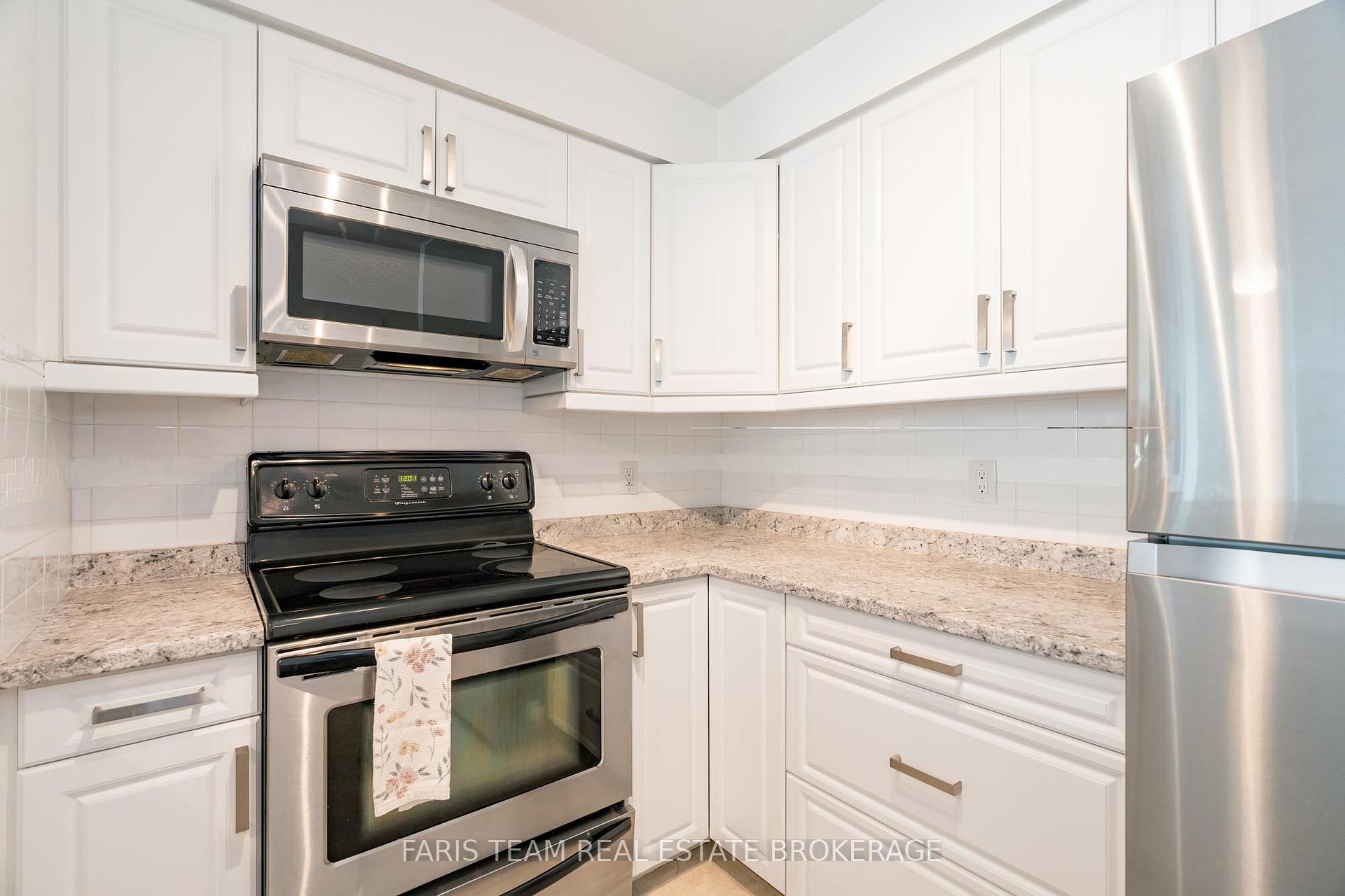 Photo 8 of Unit 603, 150 Dunlop Street E, Barrie, City Centre — HOMEH