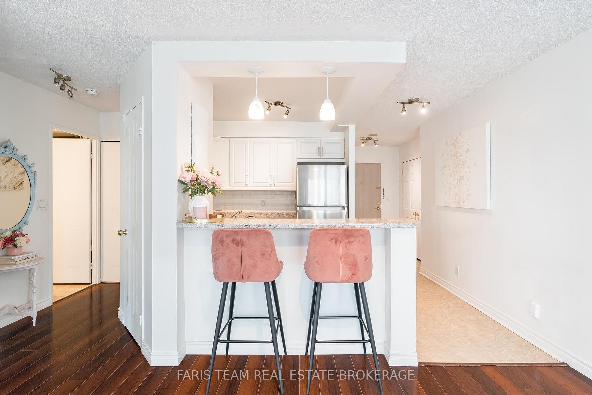 Photo 11 of Unit 603, 150 Dunlop Street E, Barrie, City Centre — HOMEH
