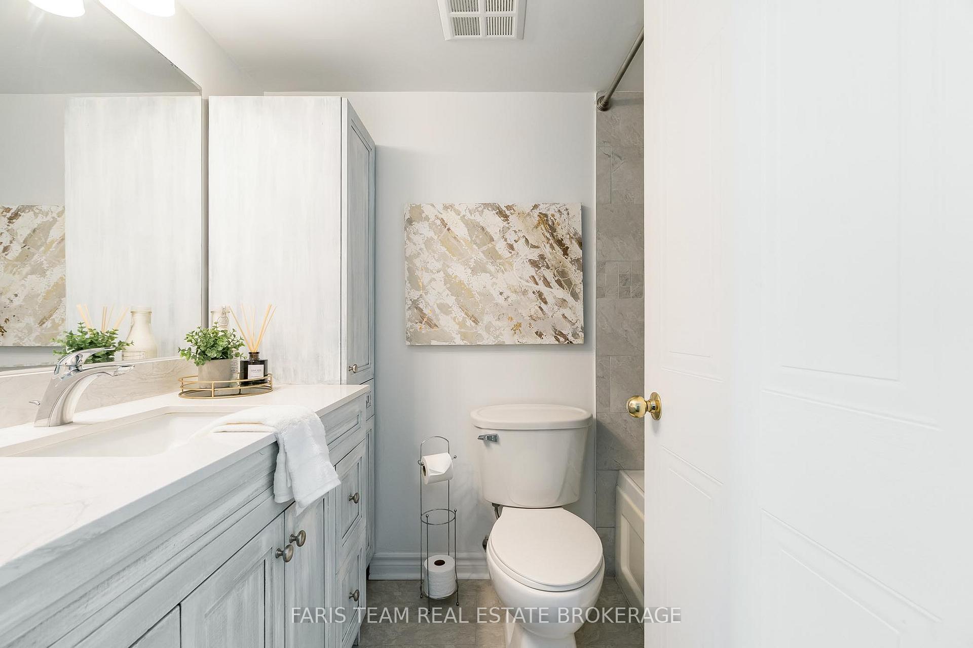 Photo 22 of Unit 603, 150 Dunlop Street E, Barrie, City Centre — HOMEH