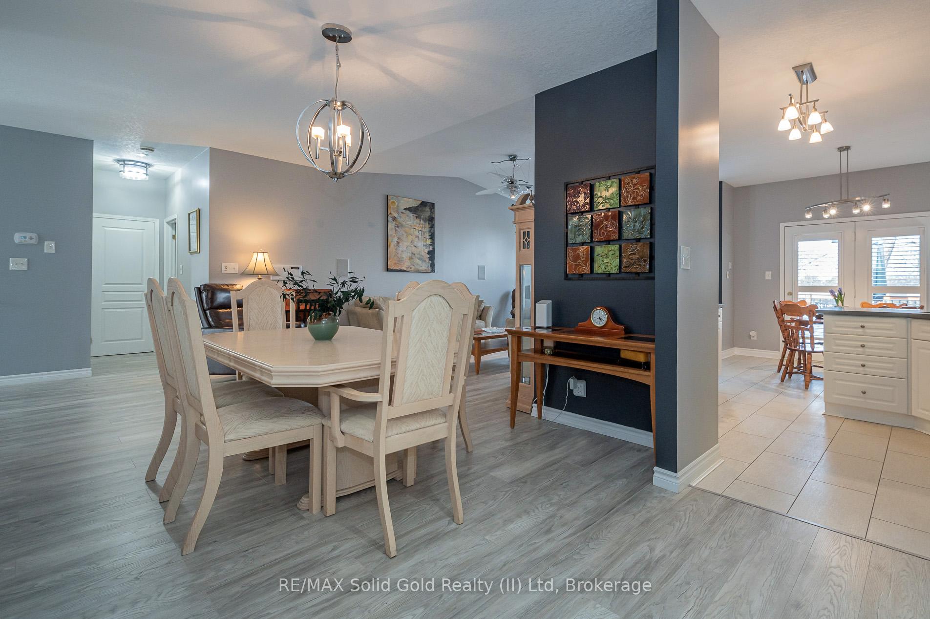 Photo 16 of Unit 12, 900 Doon Village Road, Kitchener — HOMEH