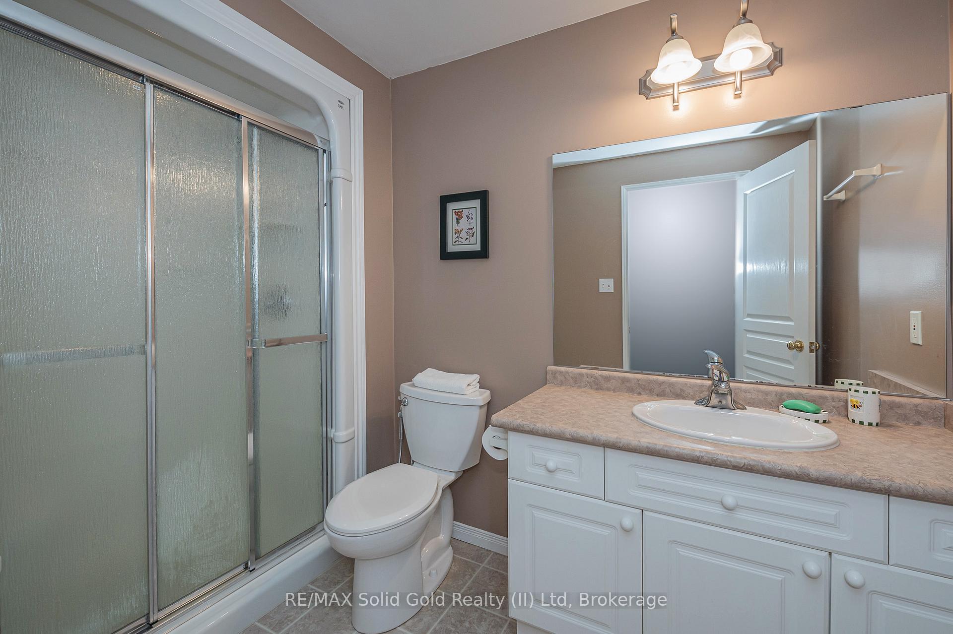 Photo 29 of Unit 12, 900 Doon Village Road, Kitchener — HOMEH