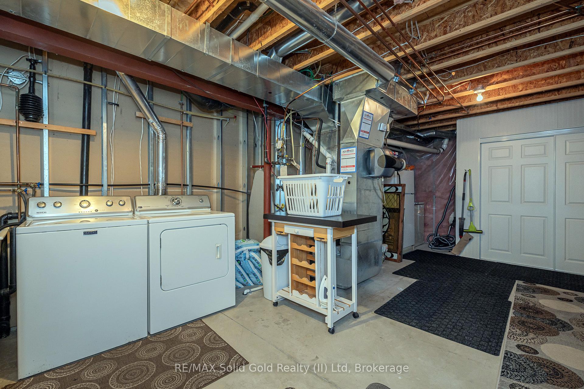 Photo 30 of Unit 12, 900 Doon Village Road, Kitchener — HOMEH