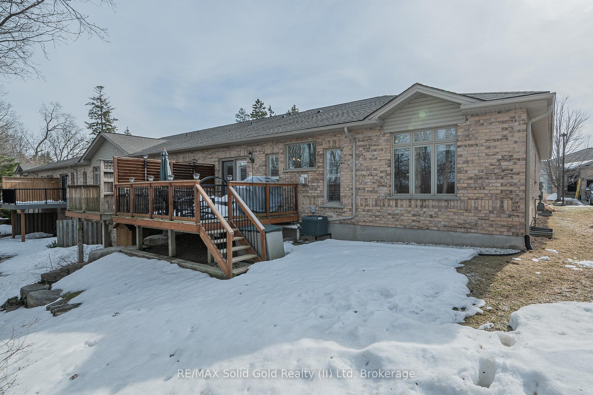 Photo 31 of Unit 12, 900 Doon Village Road, Kitchener — HOMEH