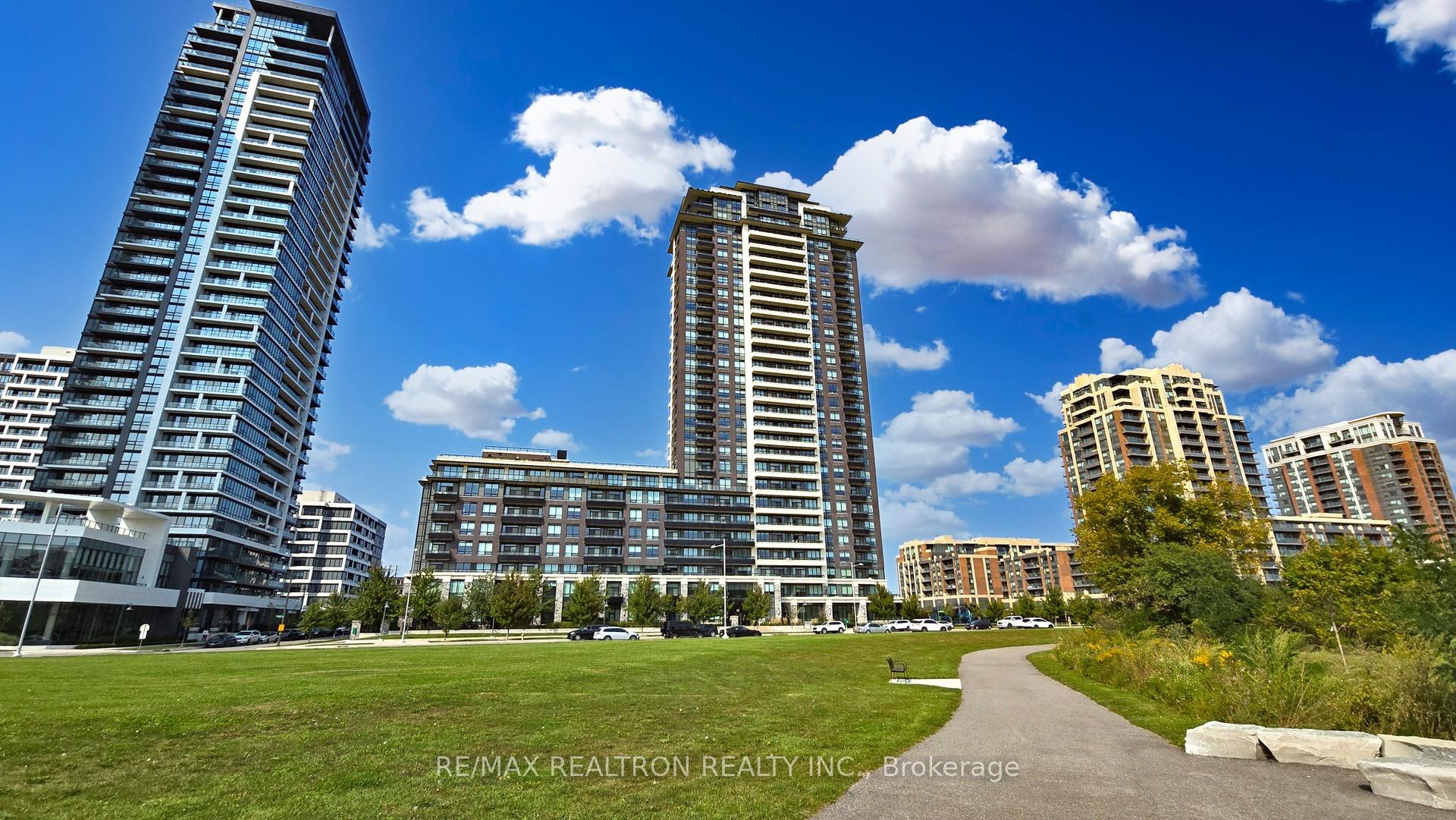 Photo 3 of Unit 336, 15 Water Walk Drive, Markham, Unionville — HOMEH