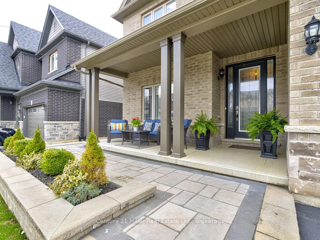 Photo 4 of 91 Lorne Card Drive, Brant, Paris — HOMEH