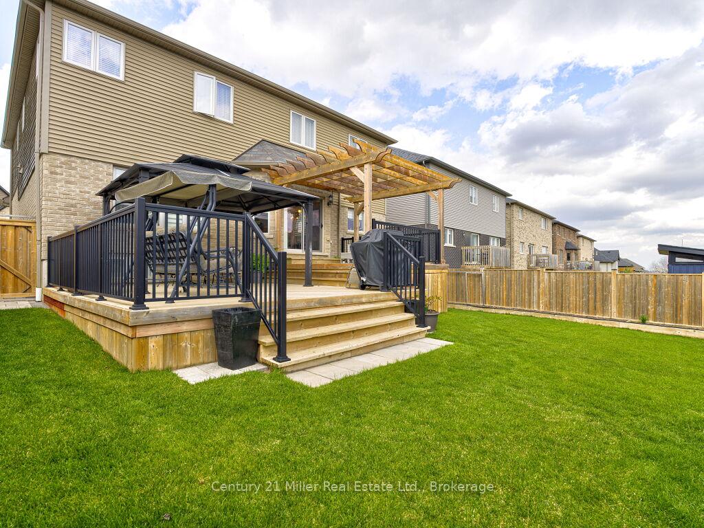 Photo 44 of 91 Lorne Card Drive, Brant, Paris — HOMEH