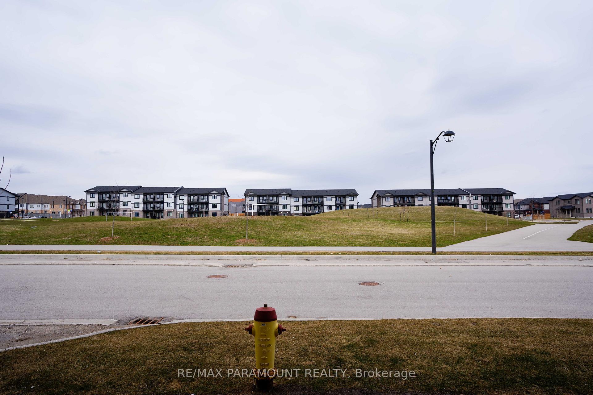 Photo 9 of 168 Wheat Lane, Kitchener — HOMEH