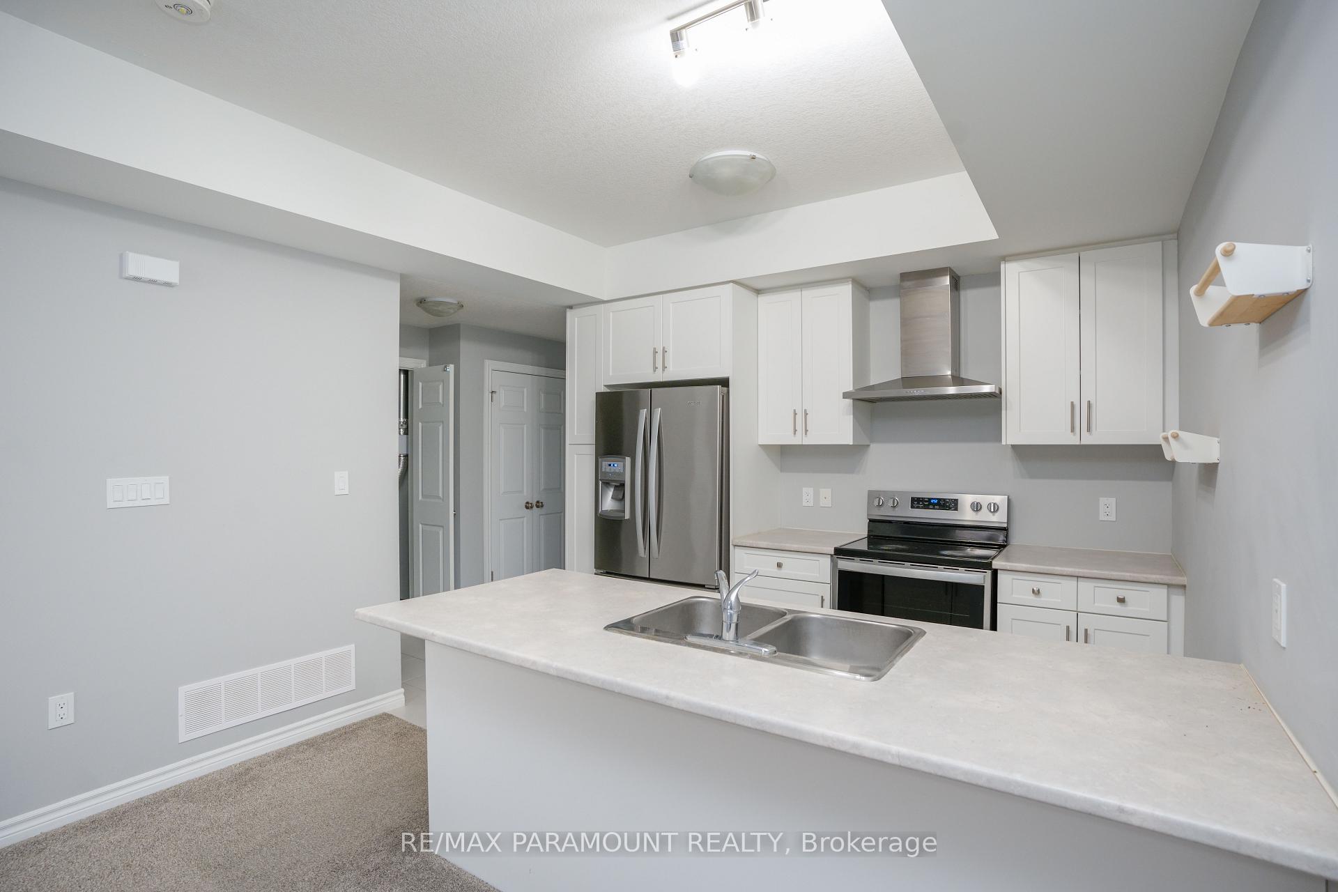 Photo 24 of 168 Wheat Lane, Kitchener — HOMEH